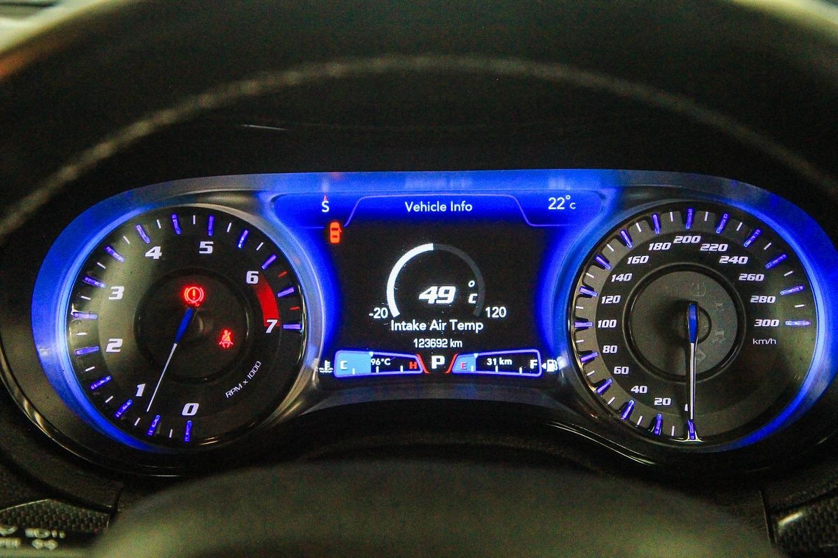 2021 Chrysler 300 SRT Core LX