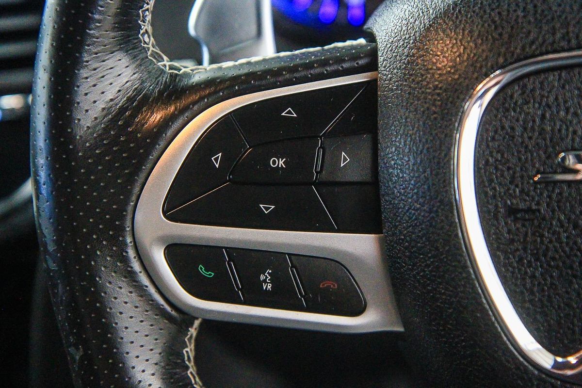 2021 Chrysler 300 SRT Core LX