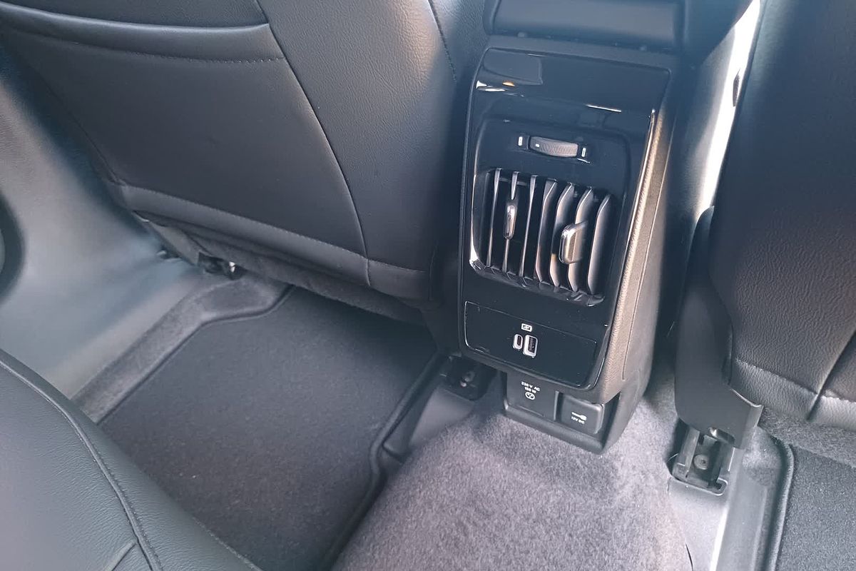 2023 Jeep Compass S-Limited M6