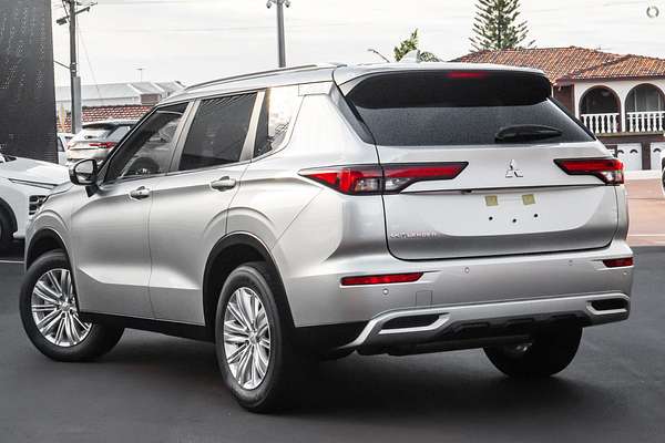 2024 Mitsubishi Outlander Zm