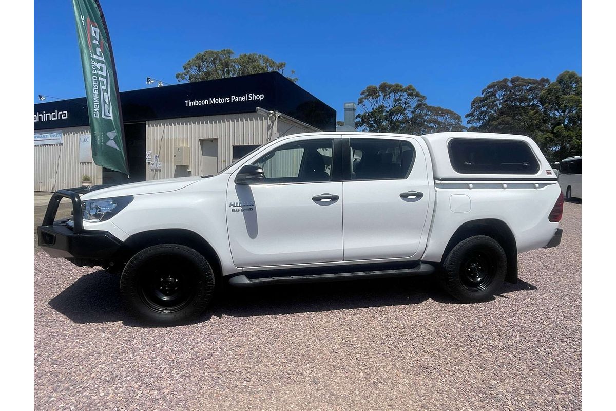 2017 Toyota Hilux SR GUN126R 4X4