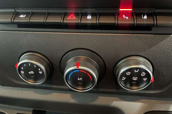 2024 Renault Master Pro 110kW X62 Phase 2 SWB