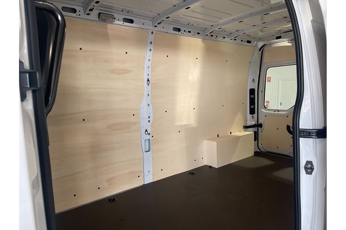 2024 Renault Master Pro 110kW X62 Phase 2 SWB