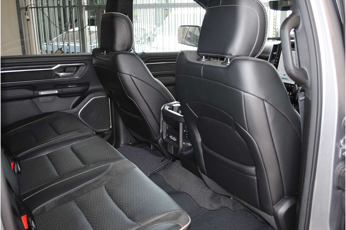 2023 RAM 1500 Laramie Sport RamBox DT 4X4 SWB