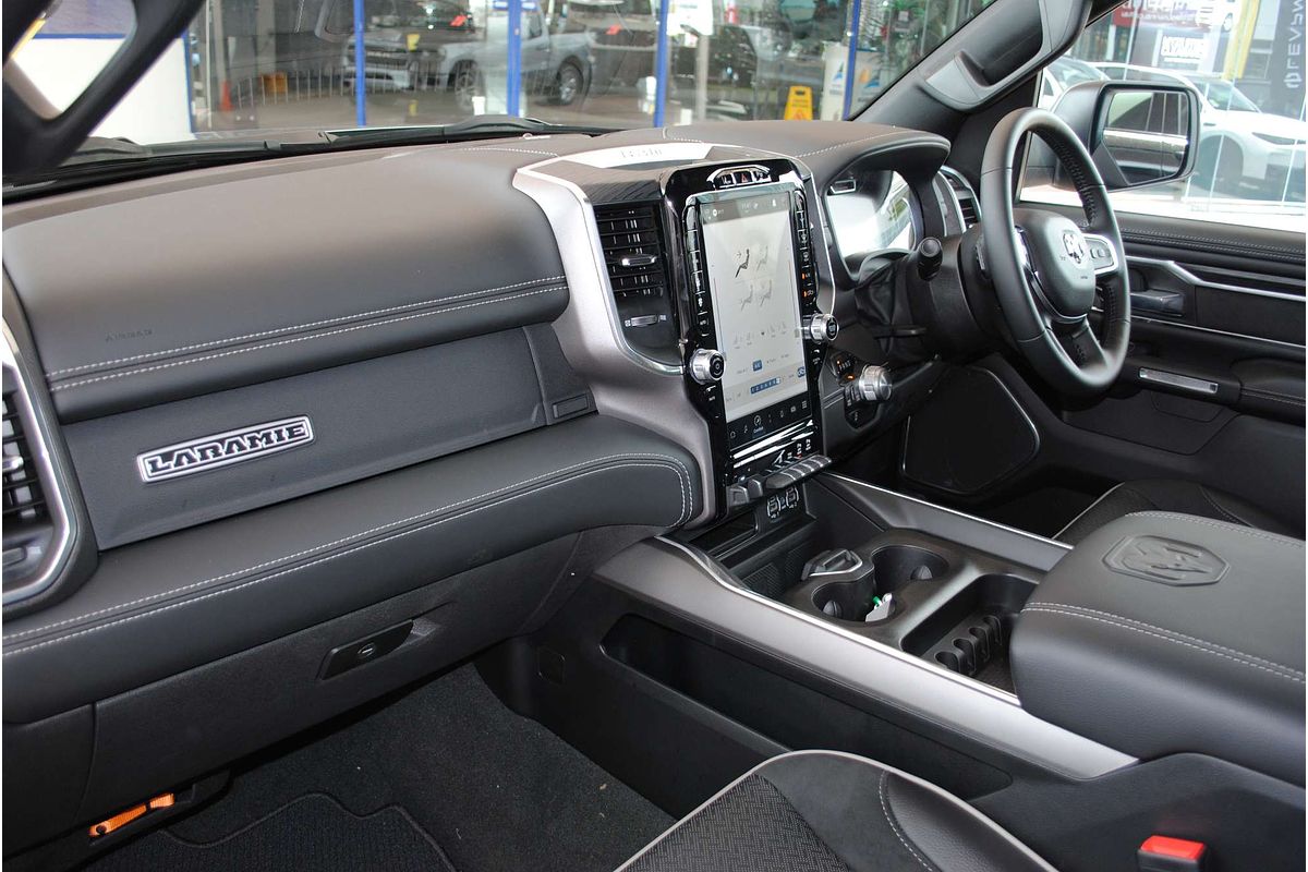 2023 RAM 1500 Laramie Sport RamBox DT 4X4 SWB