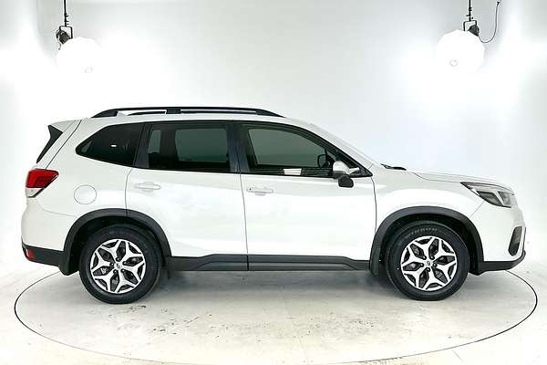 2021 Subaru Forester 2.5i S5
