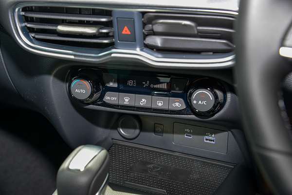 2024 Nissan JUKE ST-L F16