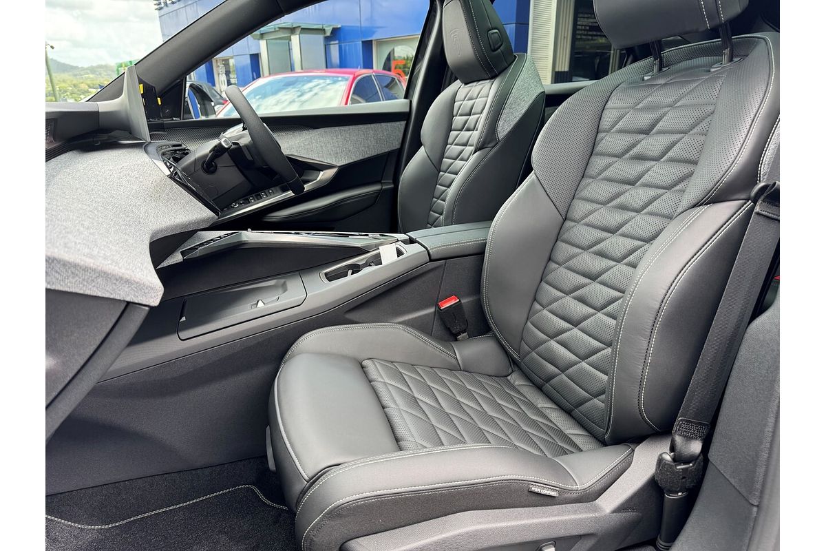 2024 Peugeot 3008 GT Premium Hybrid P64