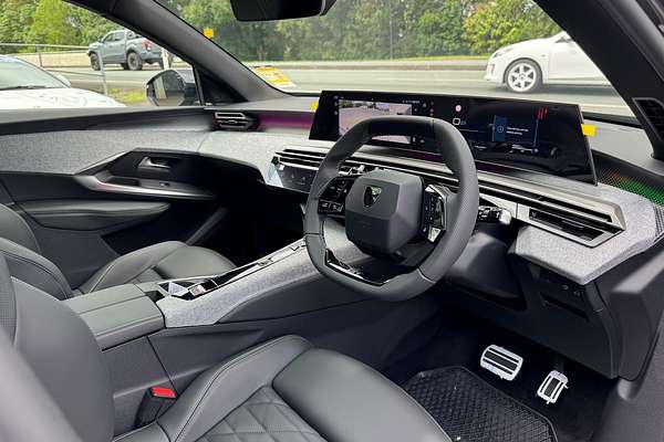 2024 Peugeot 3008 GT Premium Hybrid P64