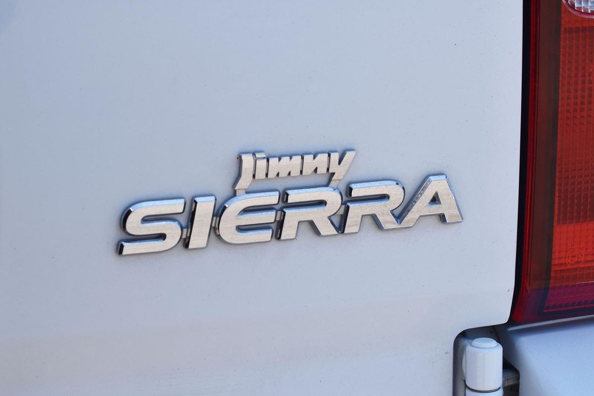 2015 Suzuki Jimny Sierra SN413 T6