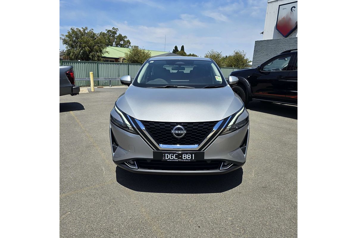 2024 Nissan QASHQAI ST+ J12