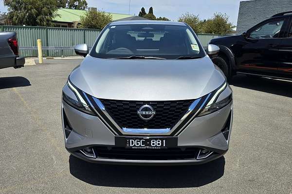 2024 Nissan QASHQAI ST+ J12