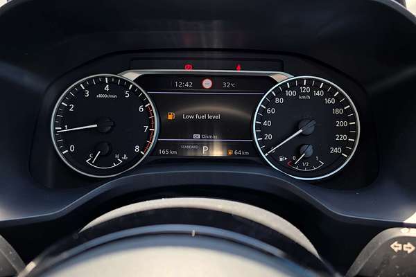 2024 Nissan QASHQAI ST+ J12