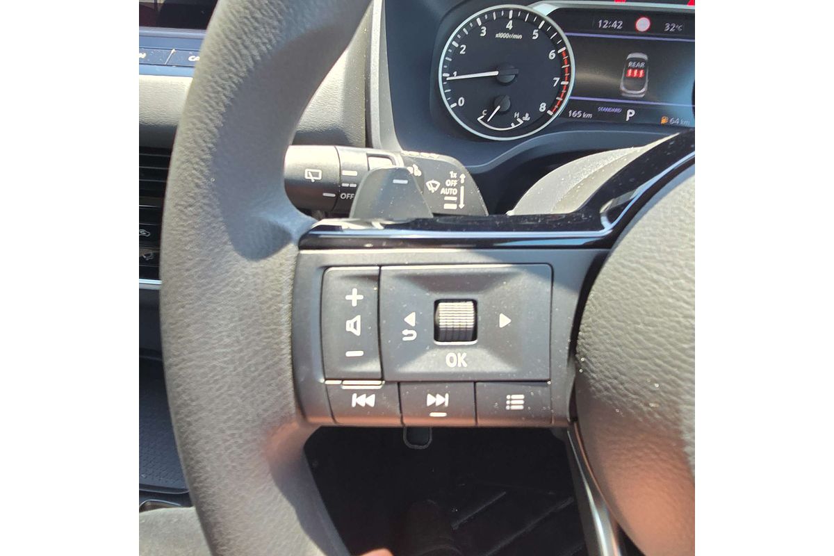 2024 Nissan QASHQAI ST+ J12
