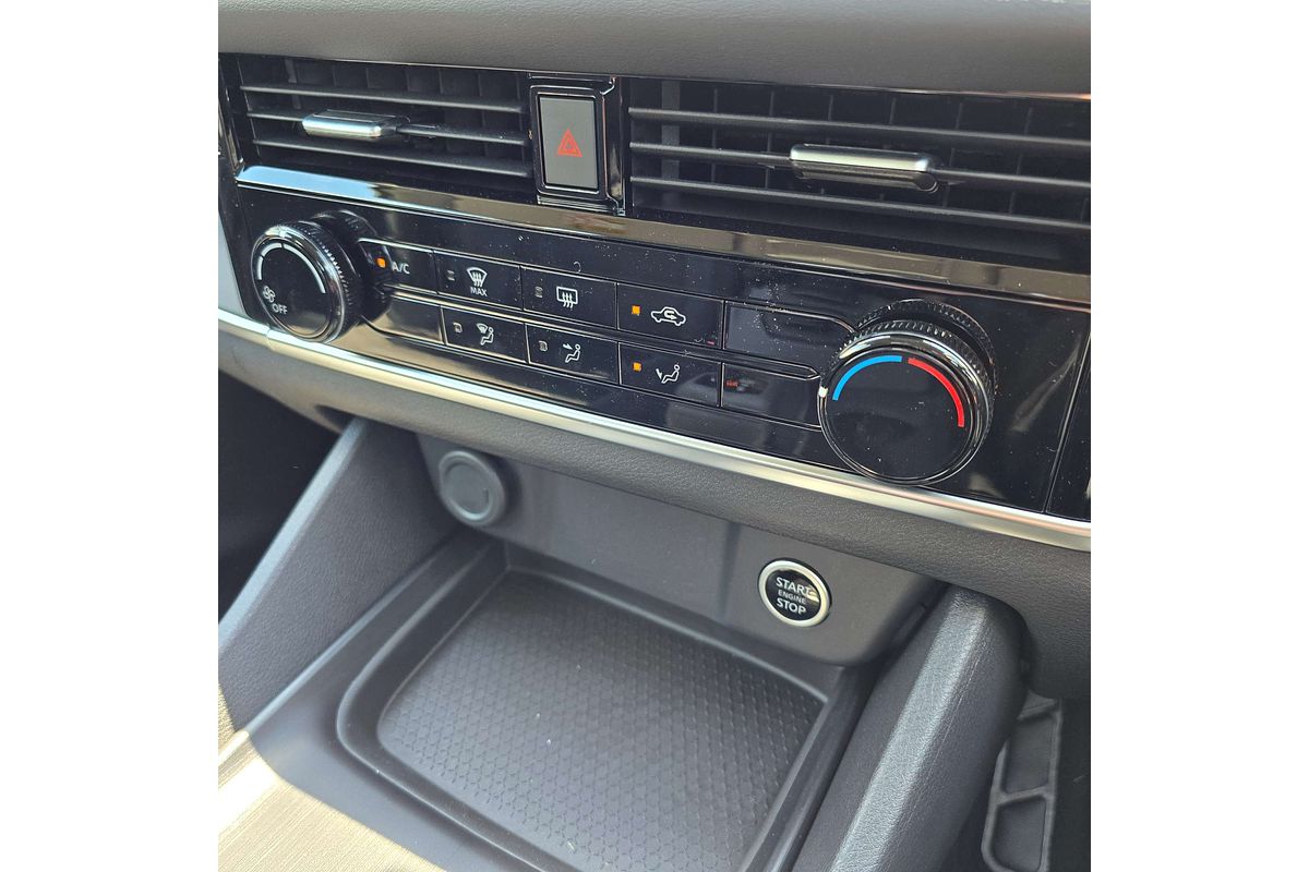 2024 Nissan QASHQAI ST+ J12