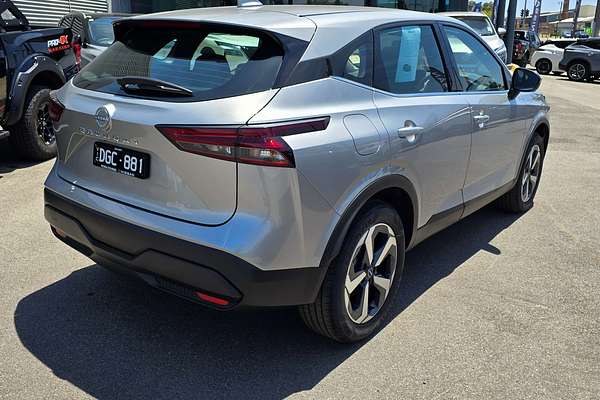 2024 Nissan QASHQAI ST+ J12