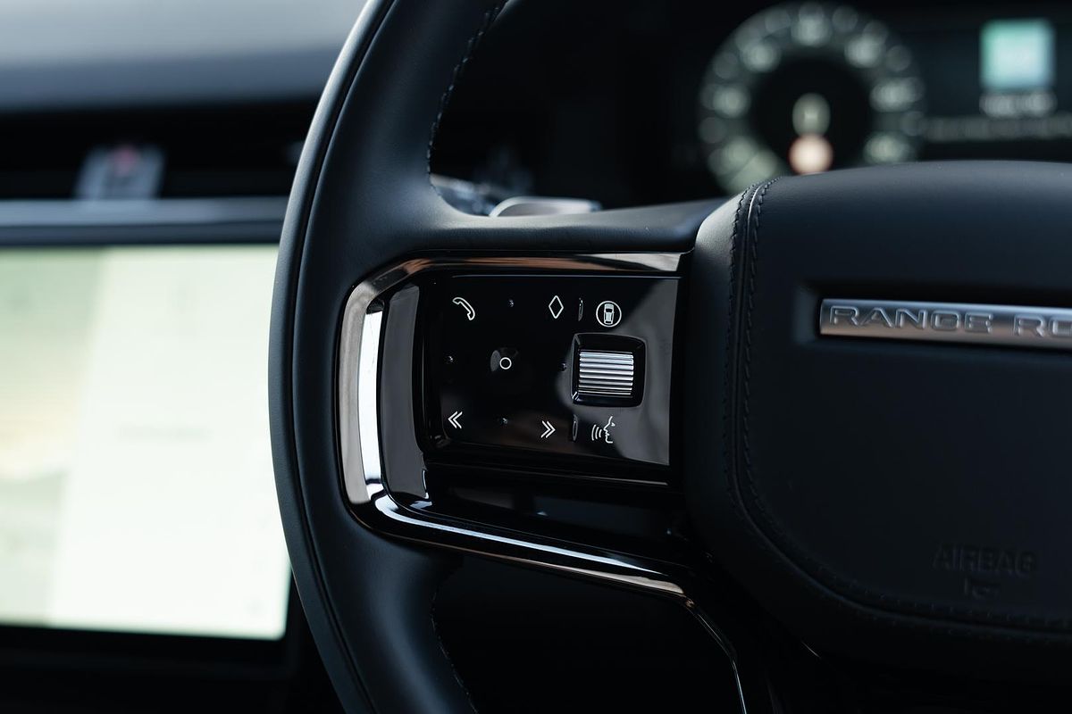 2024 Land Rover Range Rover Evoque P250 Dynamic HSE L551