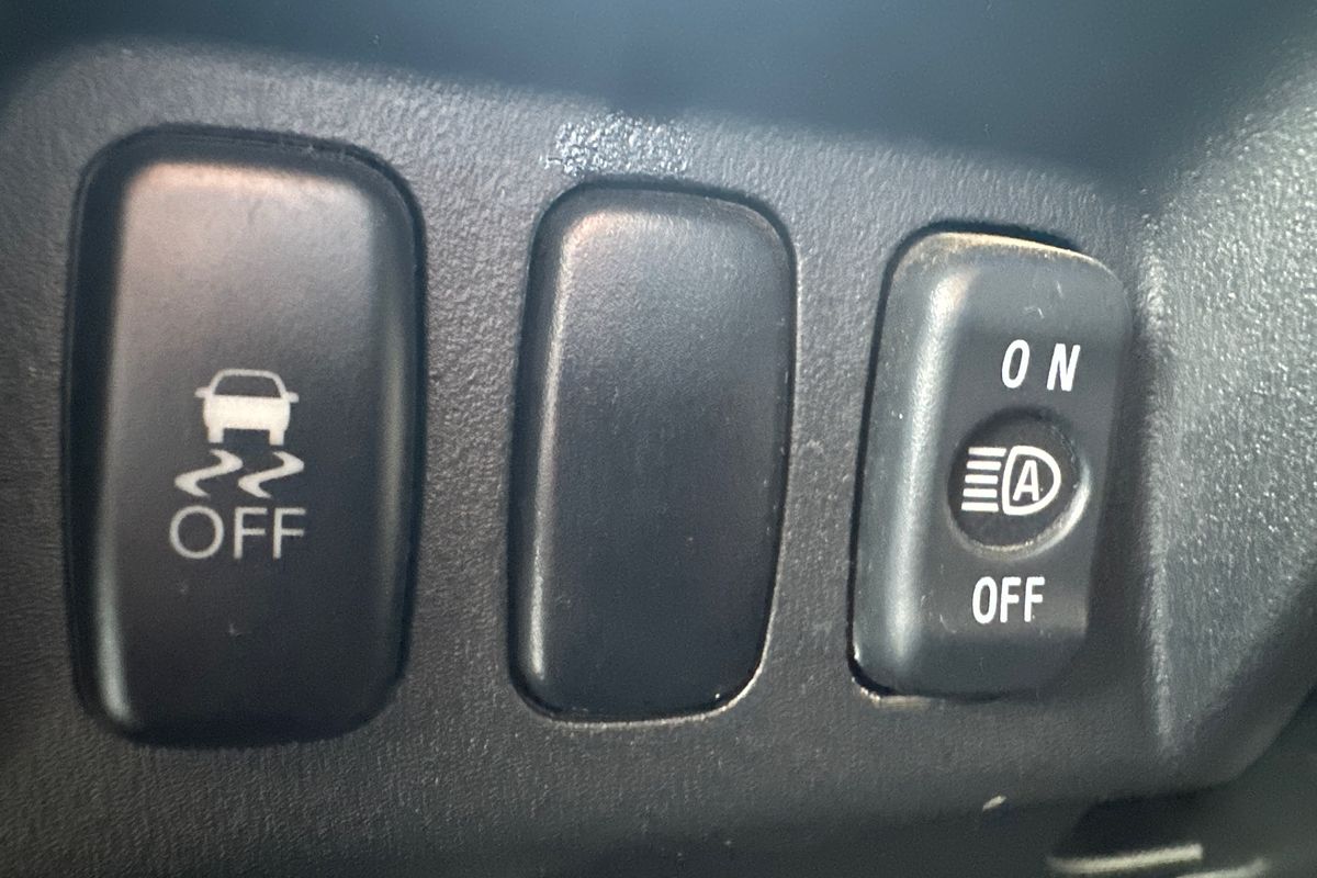 2019 Mitsubishi Pajero GLX NX