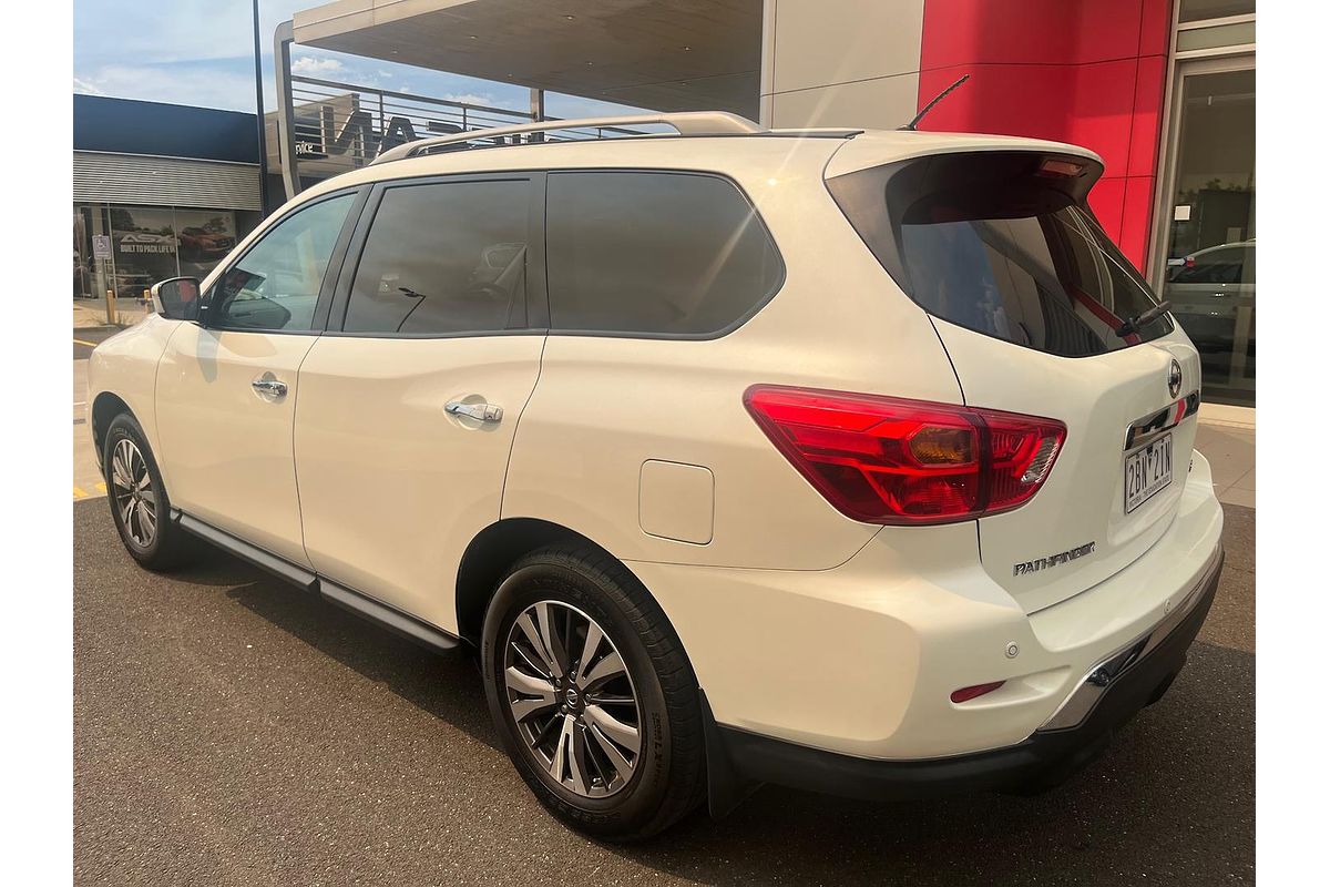2017 Nissan Pathfinder ST R52 Series II