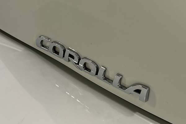 2022 Toyota Corolla Ascent Sport Hybrid ZWE211R