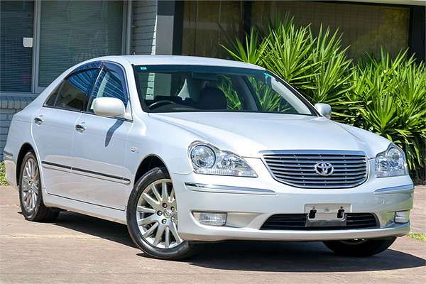 2005 Toyota Crown Majesta UZS186