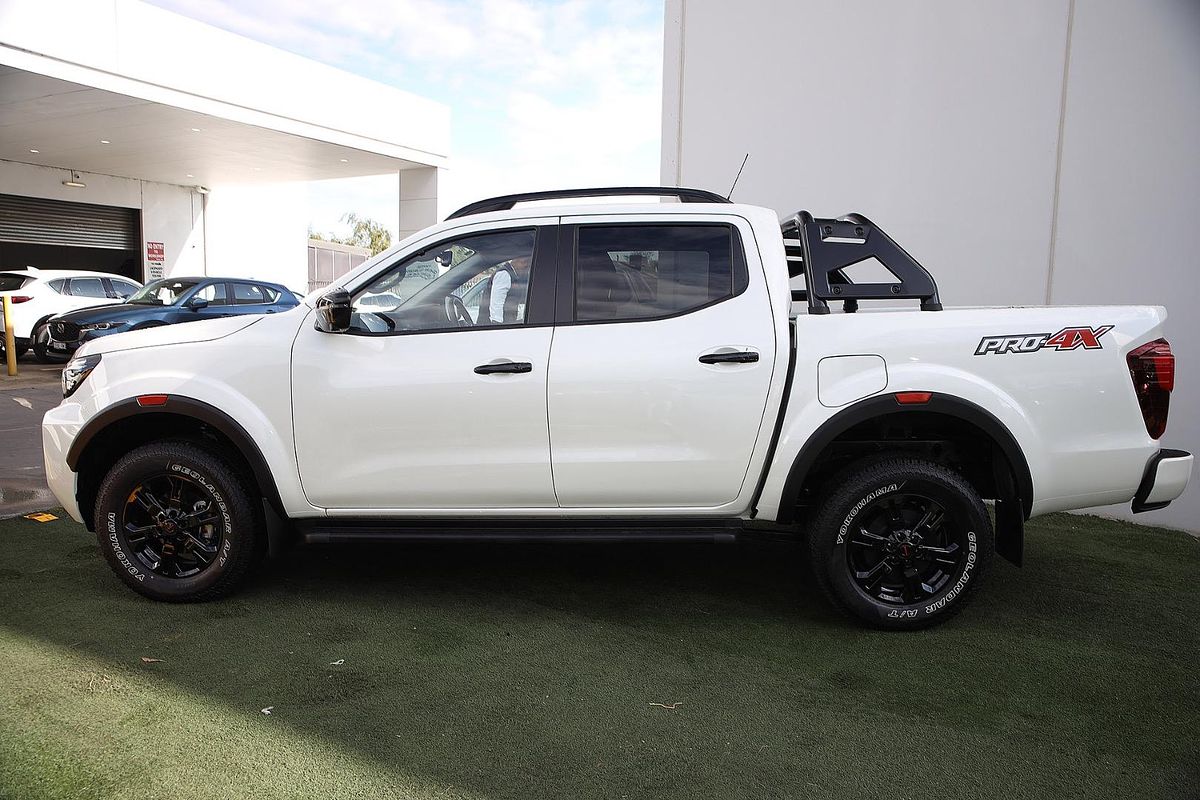 2024 Nissan Navara PRO-4X D23 4X4