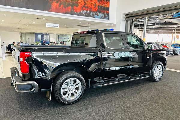 2023 Chevrolet Silverado 1500 LTZ Premium W/Tech Pack T1 4X4