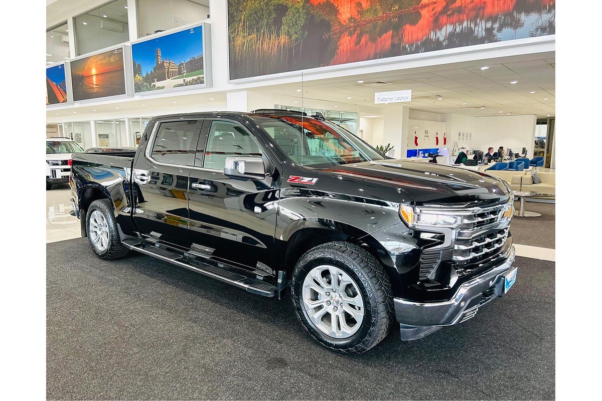 2023 Chevrolet Silverado 1500 LTZ Premium W/Tech Pack T1 4X4