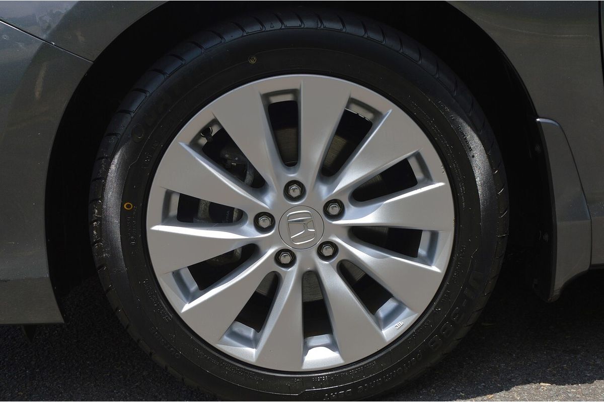 2013 Honda Accord VTi-S 9th Gen