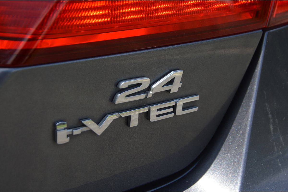 2013 Honda Accord VTi-S 9th Gen
