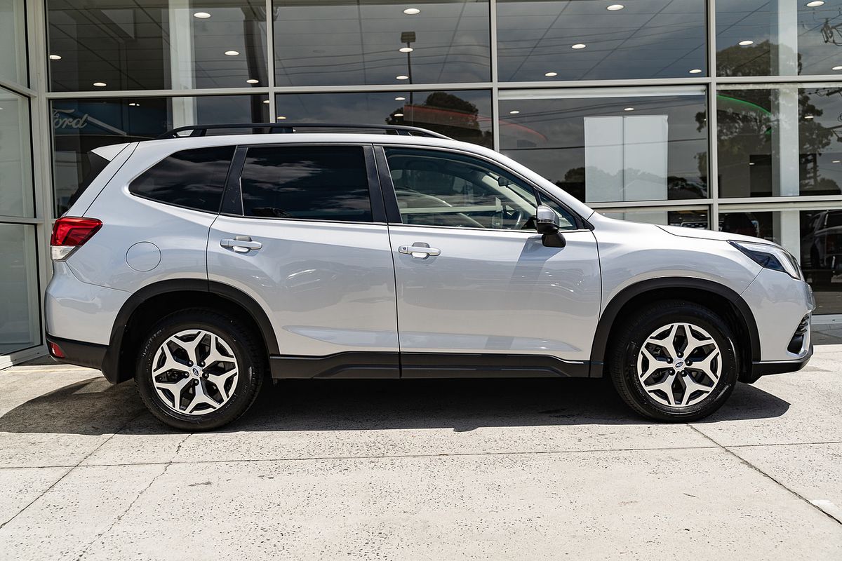 2023 Subaru Forester 2.5i S5