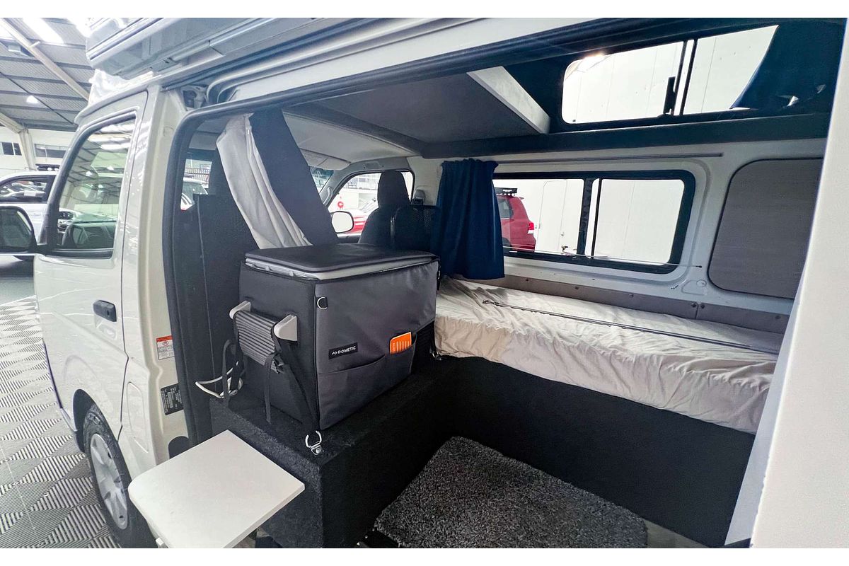 2016 Toyota Hiace TRH201R LWB
