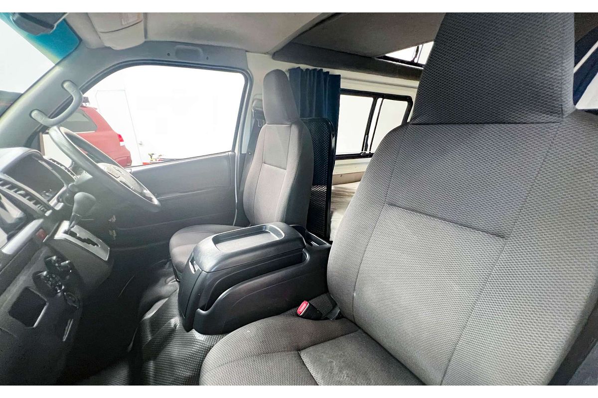 2016 Toyota Hiace TRH201R LWB