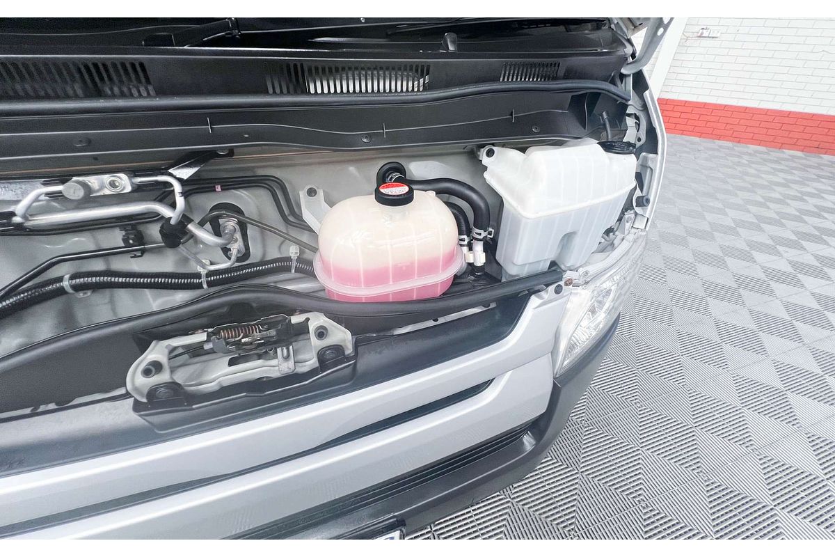 2016 Toyota Hiace TRH201R LWB