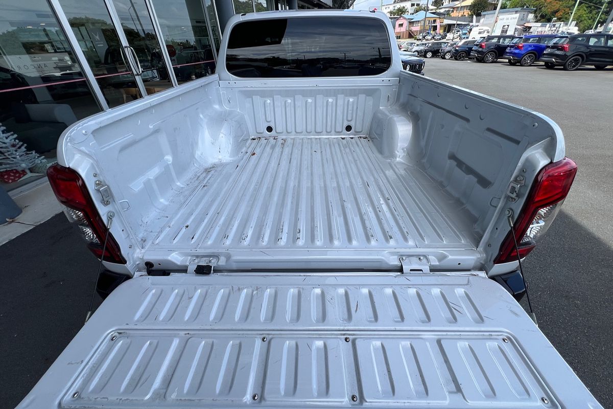 2023 Mitsubishi Triton Sport Edition MR 4X4