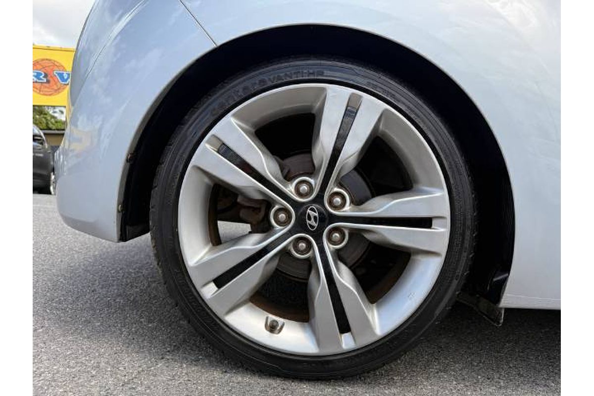 2013 Hyundai Veloster + FS2
