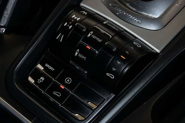 2013 Porsche Cayenne GTS 92A
