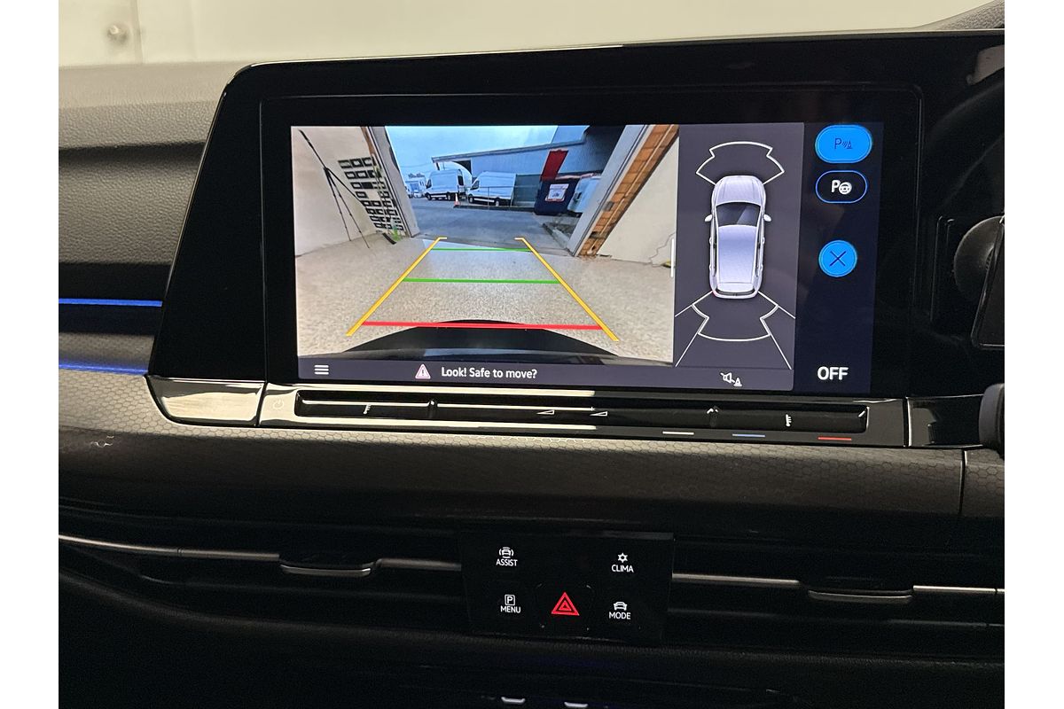 2022 Volkswagen Golf GTI 8