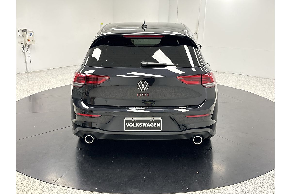 2022 Volkswagen Golf GTI 8