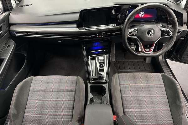 2022 Volkswagen Golf GTI 8