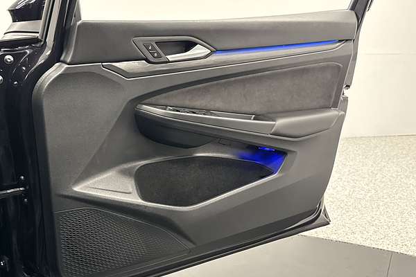 2022 Volkswagen Golf GTI 8
