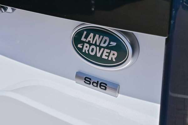 2019 Land Rover Discovery SD6 SE Series 5