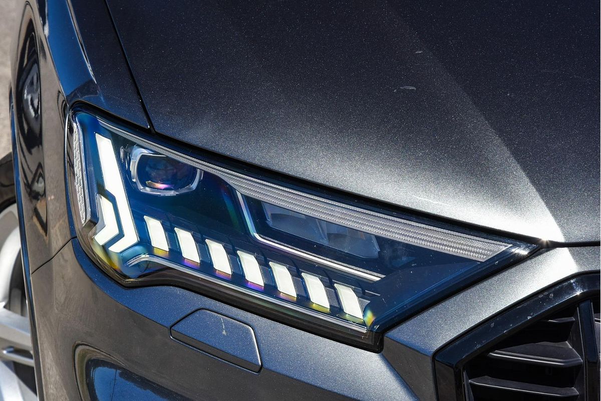 2020 Audi Q7 50 TDI S line 4M