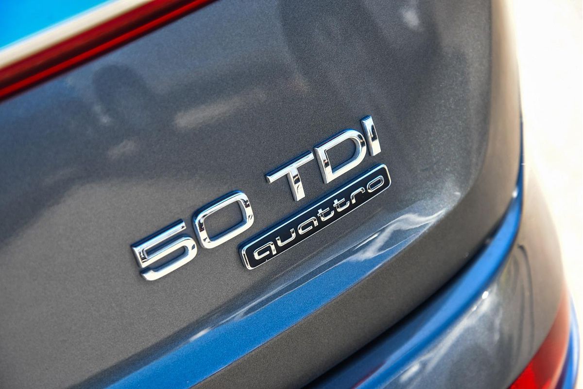 2020 Audi Q7 50 TDI S line 4M