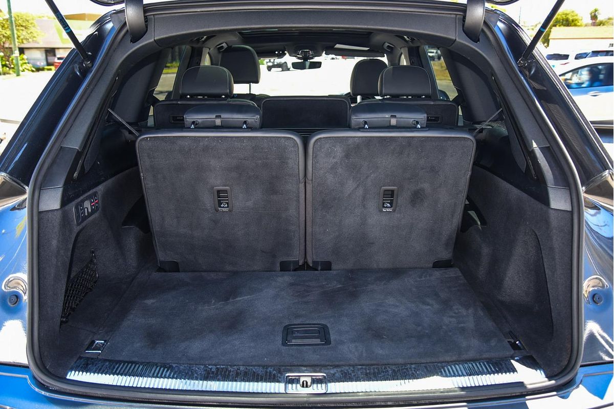 2020 Audi Q7 50 TDI S line 4M