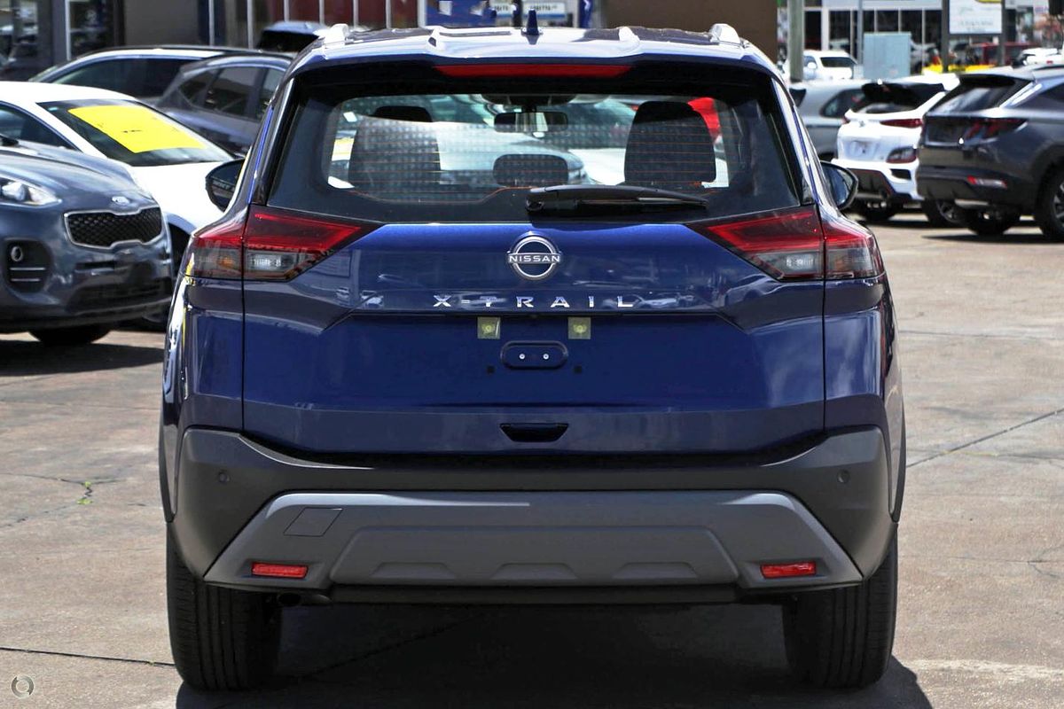 2024 Nissan X-TRAIL ST T33
