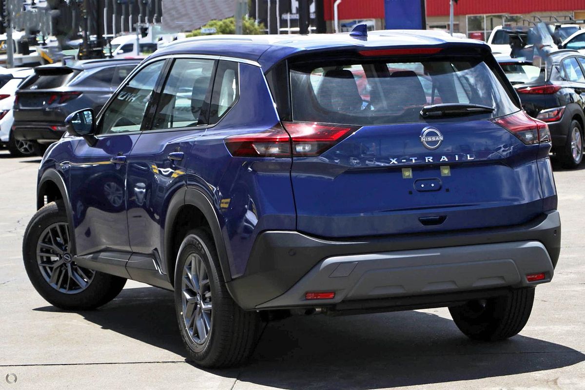 2024 Nissan X-TRAIL ST T33