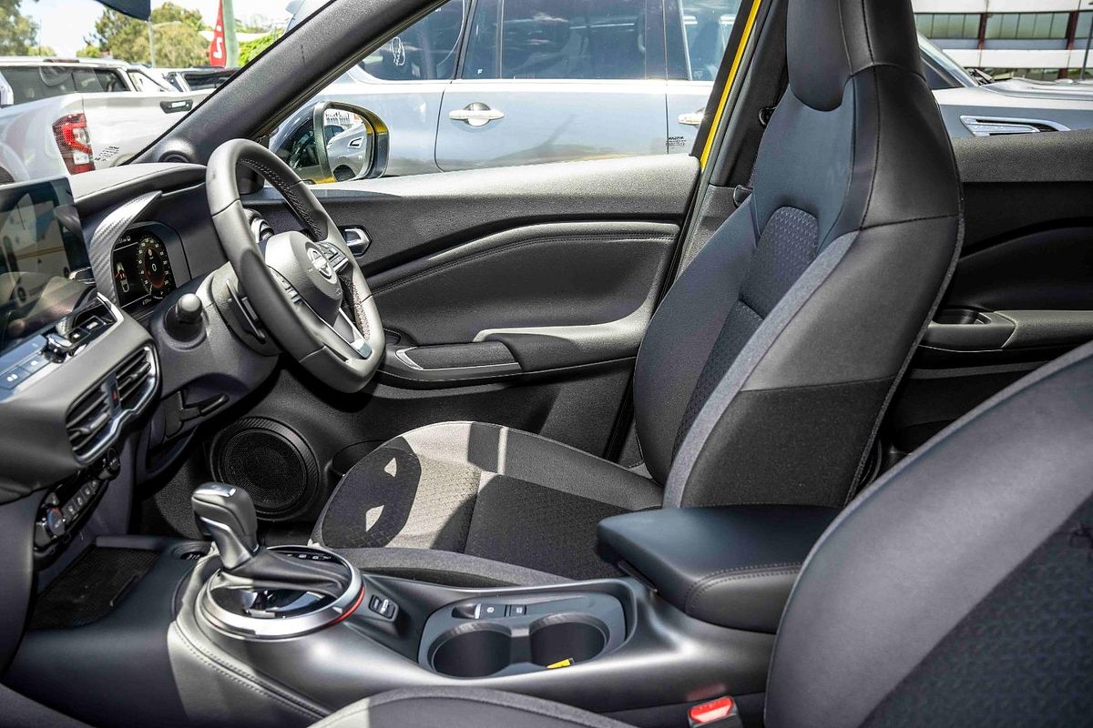 2024 Nissan JUKE ST-L F16