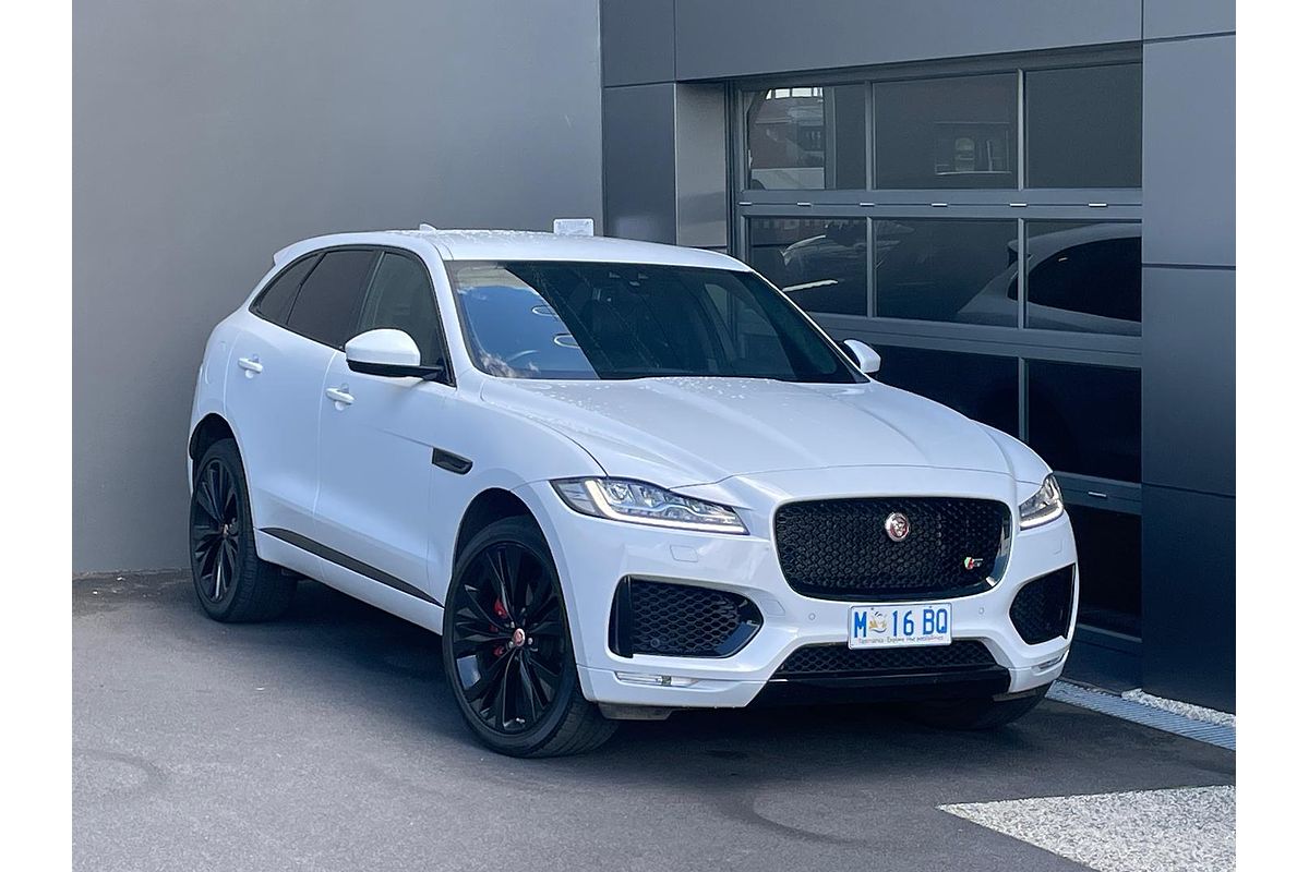 2016 Jaguar F-PACE 30d S X761