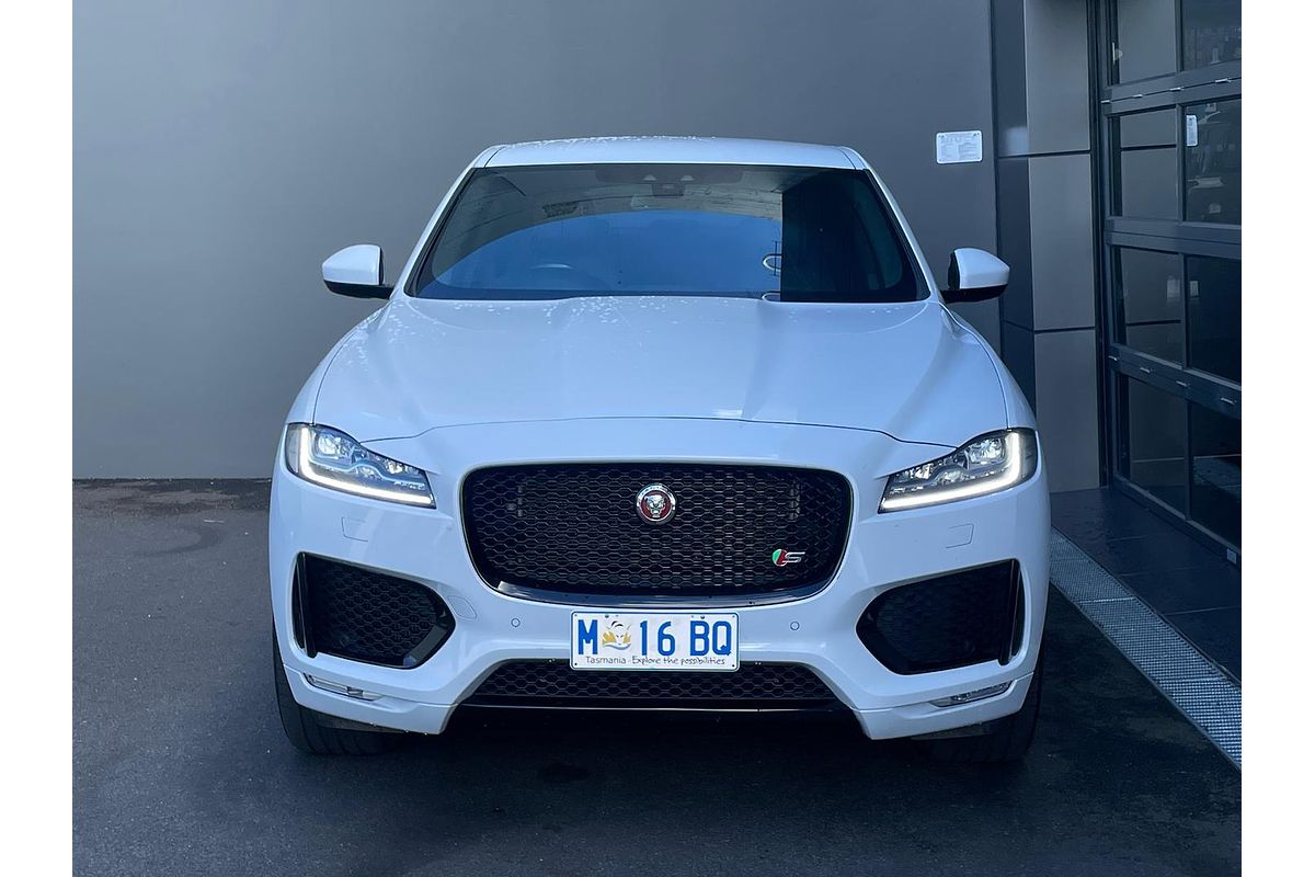 2016 Jaguar F-PACE 30d S X761